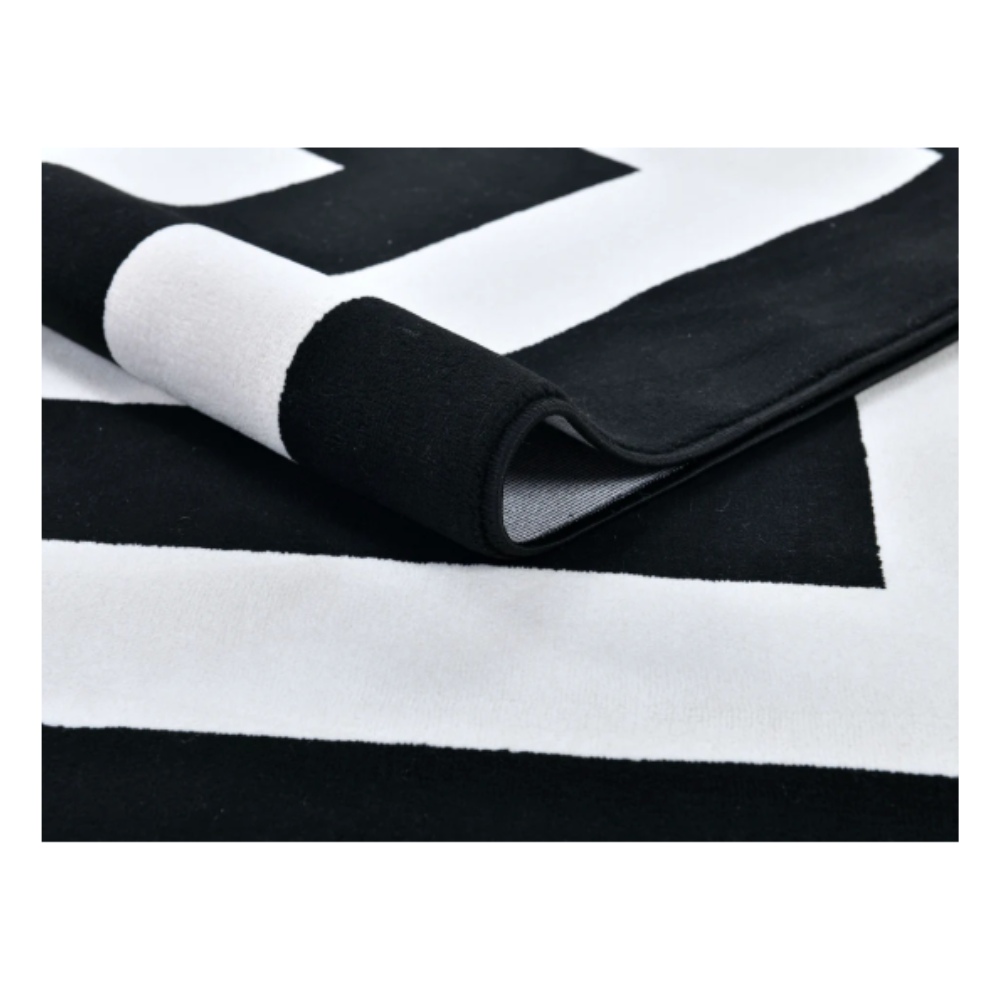 TAPETE BLANCO Y NEGRO Z341A