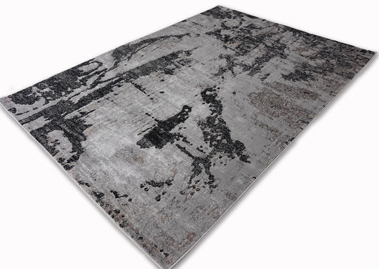 Tapete elaborado con 60% polipropileno y 40% poliéster, materiales que ofrecen una combinación ideal entre resistencia, suavidad y fácil mantenimiento. Su fabricación en tejido mecánico brinda un acabado uniforme y duradero. Hecho en Turquía.

Características:

El color de la alfombra puede variar según el ángulo de visión, creando un efecto visual sutil y elegante.
Reverso elaborado en 100% algodón.
Diseño plegable para facilitar su manejo y almacenamiento.
Tejido plano fabricado en telar mecánico.
Alta re