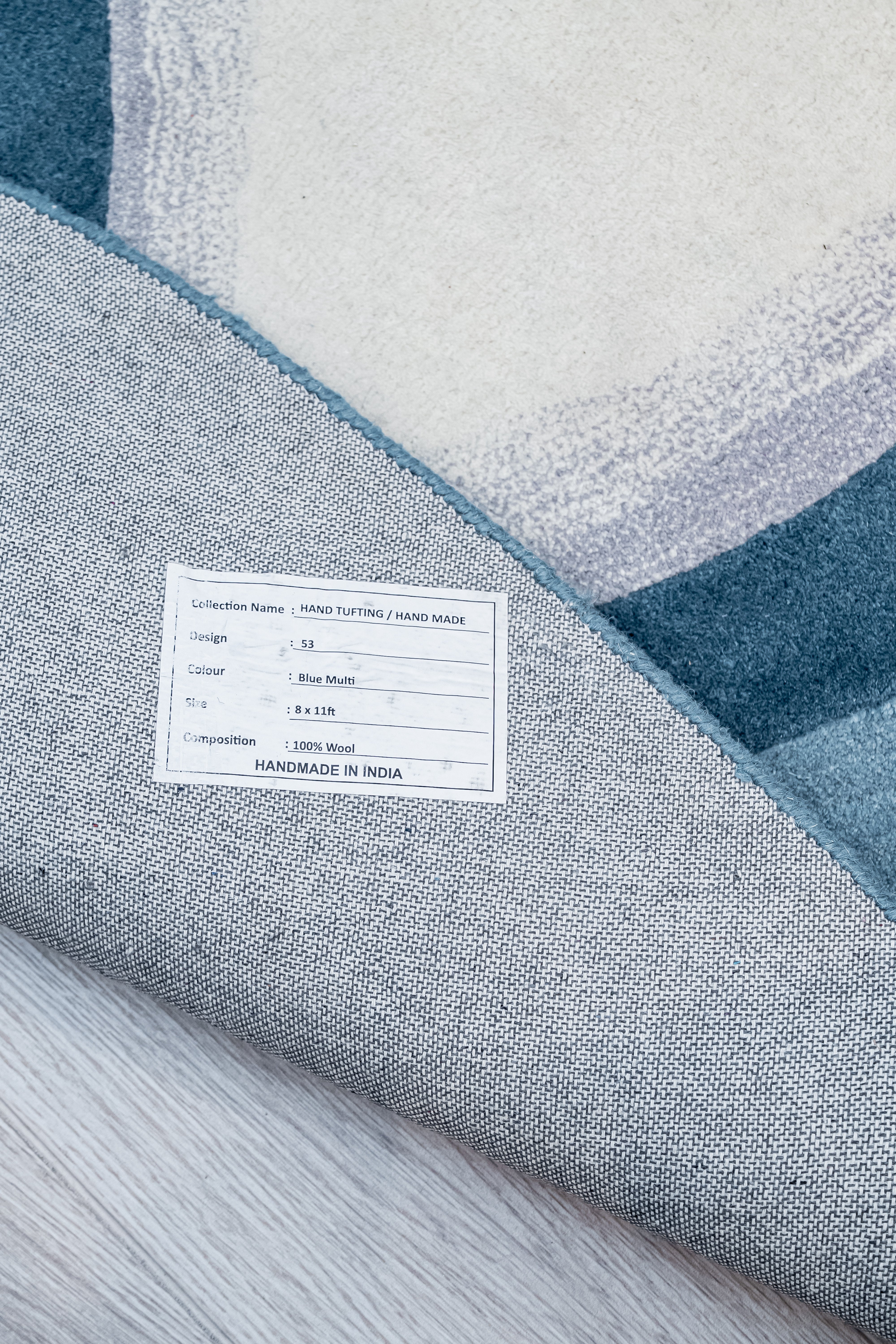 BELUGA TUFTED DESIGN 53 BLUE