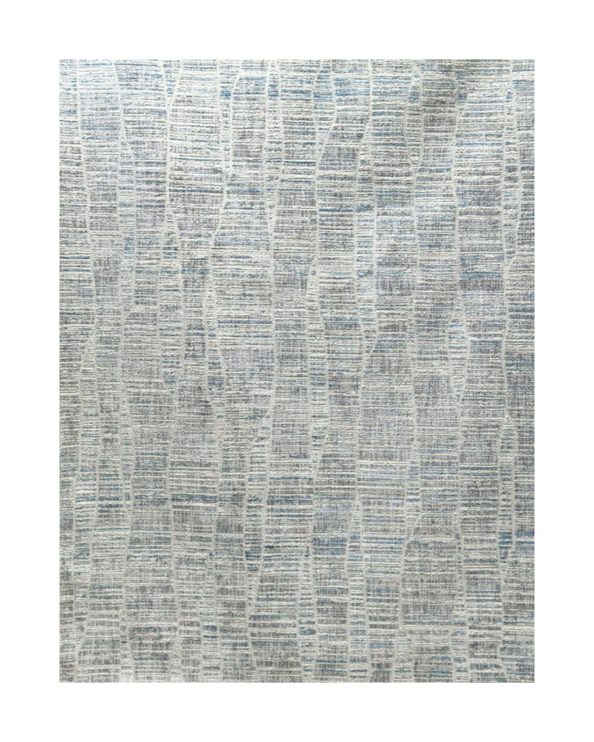 La colección KAI combina elegancia contemporánea con una textura luminosa que realza cualquier espacio. Confeccionados en una mezcla de poliéster y viscosa brillante, estos tapetes ofrecen un acabado suave al tacto y un sutil efecto de brillo que aporta sofisticación visual. Su respaldo 100% de algodón brinda estabilidad y durabilidad, mientras que su elaboración en telar a máquina garantiza precisión en cada detalle.


El tono de los colores pueden variar ligeramente según la&nbsp;iluminación&nbsp;de las f