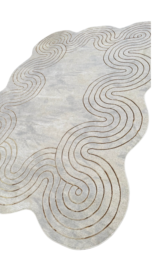 De nuestra colección POLAR: Este tapete color negro con blanco, elaborado con&nbsp;hilo de poliéster brillante de alta calidad, aporta suavidad, estilo y un sutil brillo que realza cualquier espacio. Su diseño contemporáneo y textura confortable lo convierten en una pieza funcional y decorativa para el hogar.

Características:

Tejido a máquina.
Hilo de poliéster brillante de alta calidad.
Textura suave al tacto.
Reverso de algodón para mayor resistencia y durabilidad.
Diseño plegable para fácil almacenamie