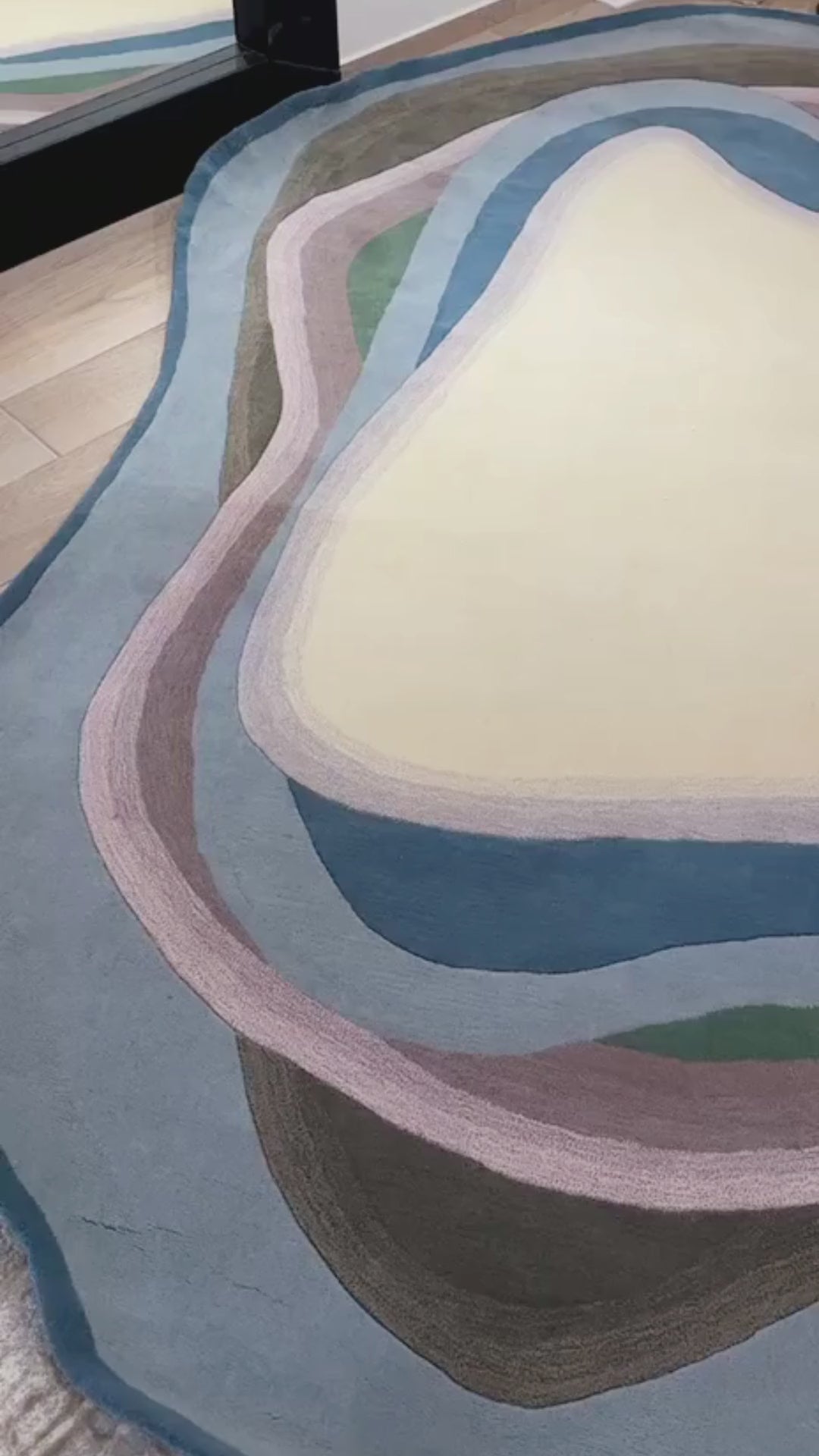 BELUGA TUFTED DESIGN 53 BLUE